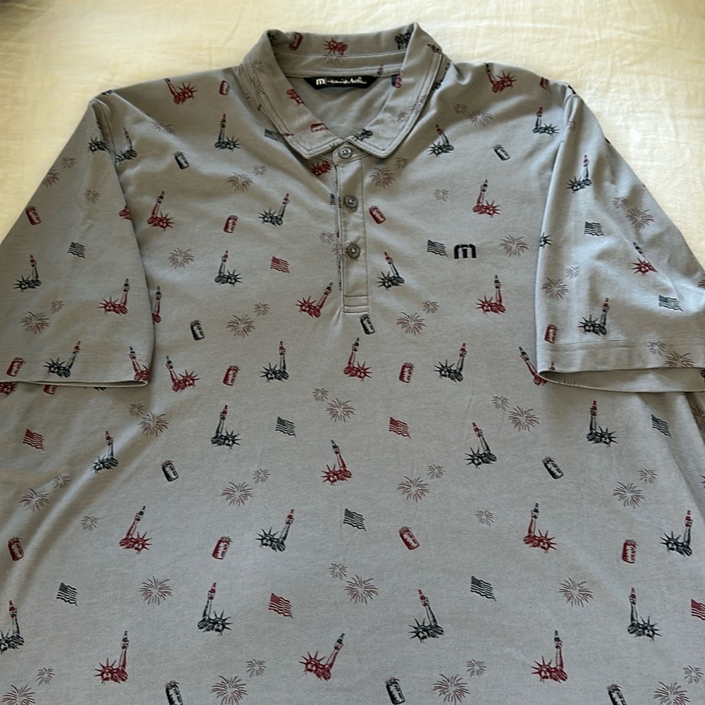 Men's XXL Travis Mathew golf shirt